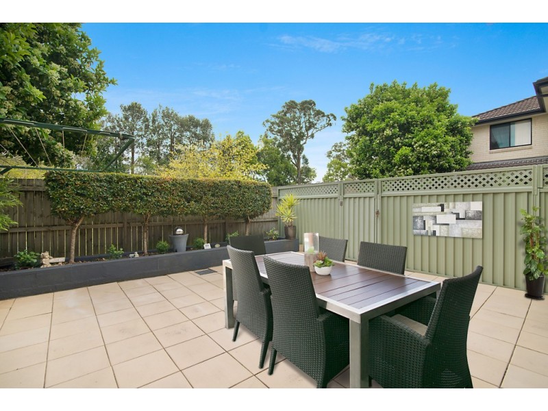 12/297a Henry Parry Dr, Wyoming NSW 2250