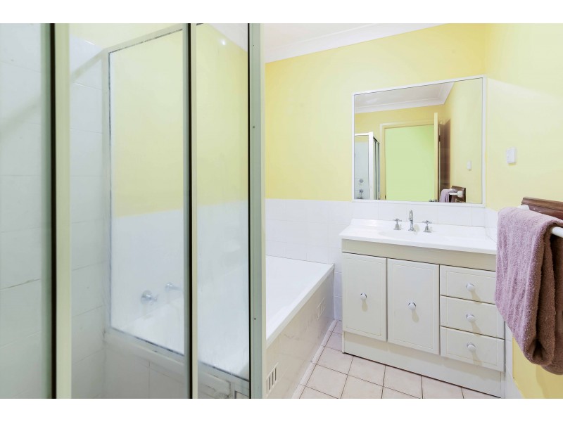 1/7a Riou Street, Gosford NSW 2250