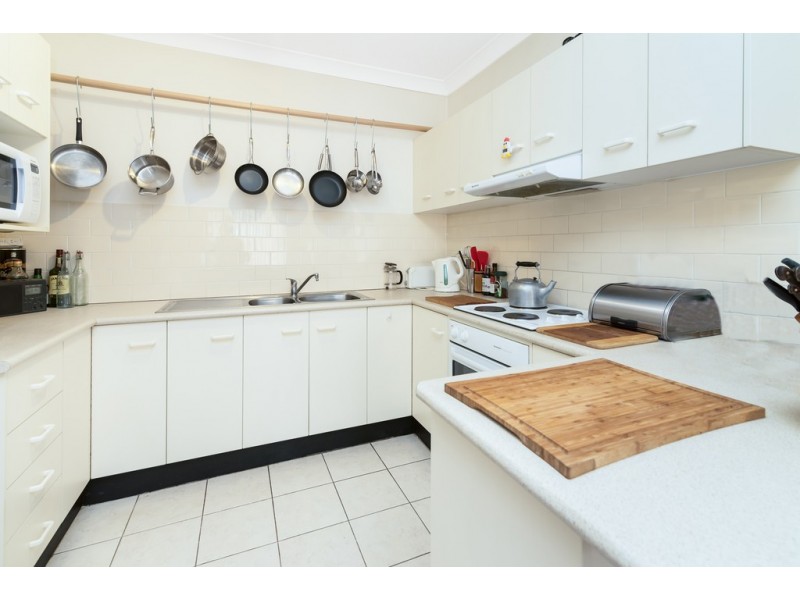 8/170 Gertrude Street, Gosford NSW 2250