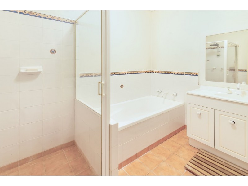 8/170 Gertrude Street, Gosford NSW 2250