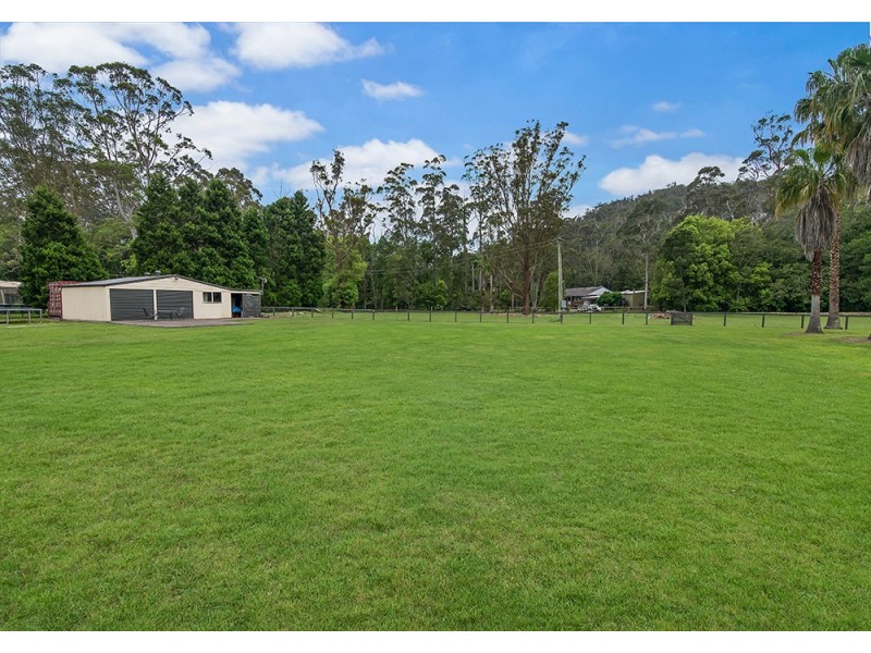 136 Enterprise Drive, Fountaindale NSW 2258