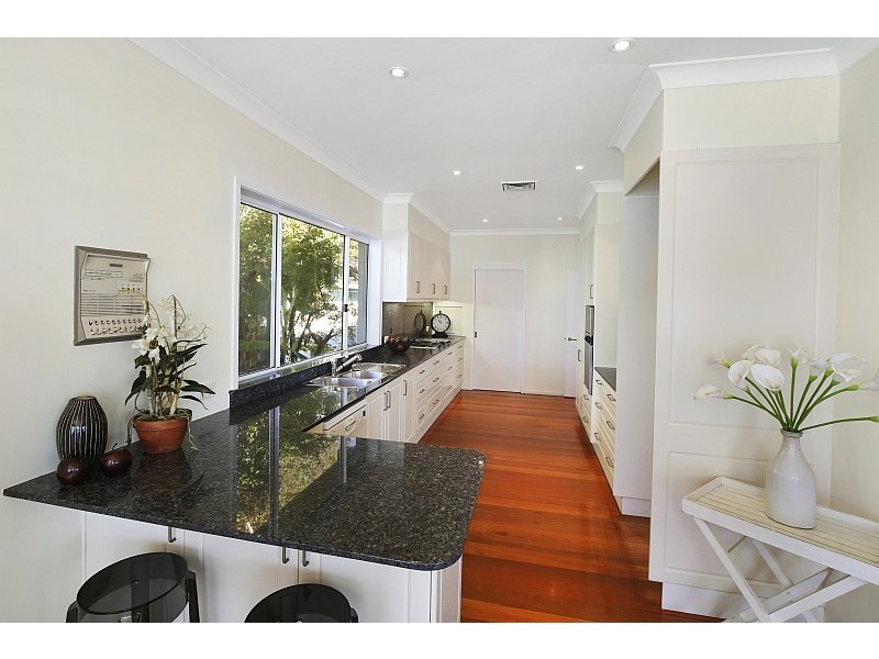 29 Albany Street, Point Frederick NSW 2250