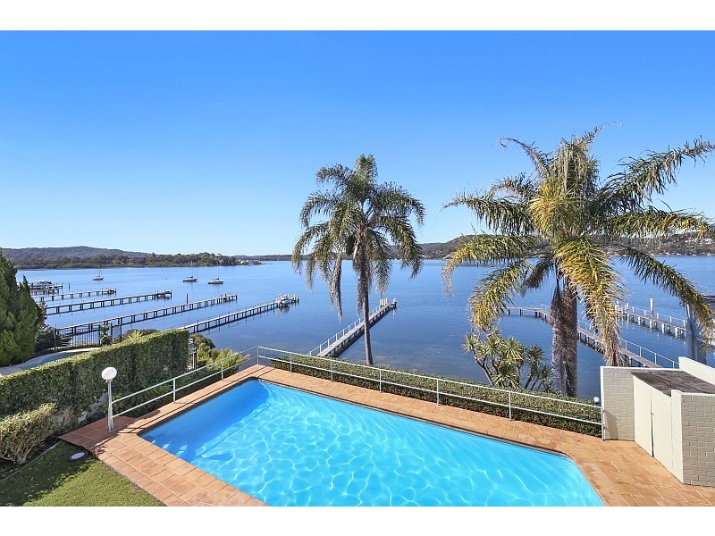 29 Albany Street, Point Frederick NSW 2250