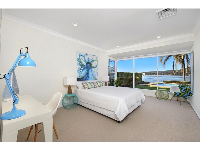 29 Albany Street, Point Frederick NSW 2250