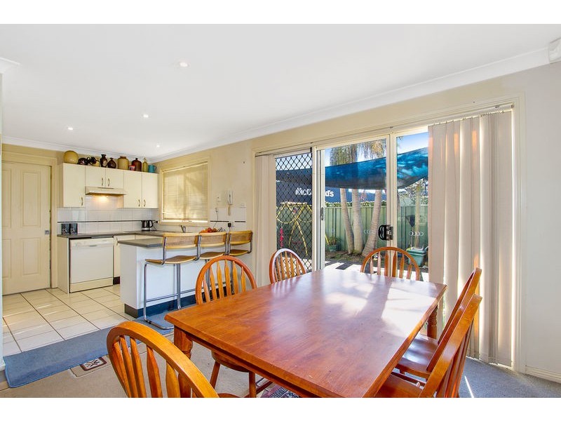 1/4 Parsons Road, Lisarow NSW 2250