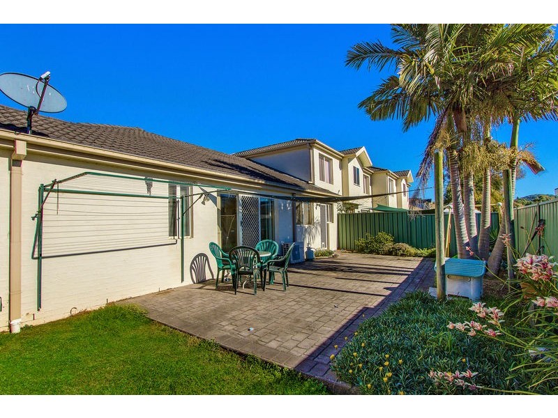 1/4 Parsons Road, Lisarow NSW 2250