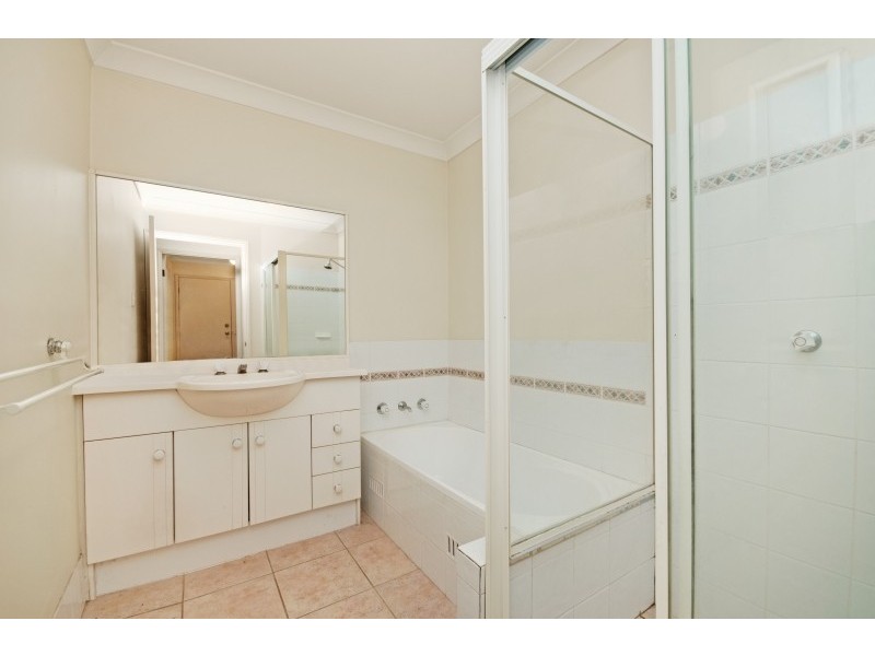 1/42 Green Close, Mardi NSW 2259