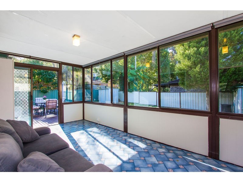 2 Diosma Street, Wyoming NSW 2250