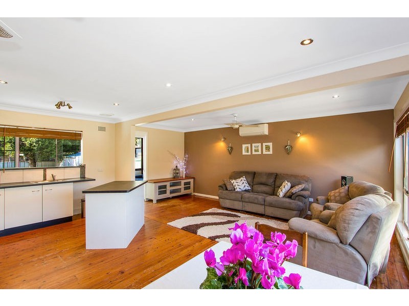 2 Diosma Street, Wyoming NSW 2250