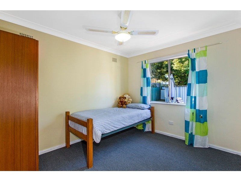 2 Diosma Street, Wyoming NSW 2250