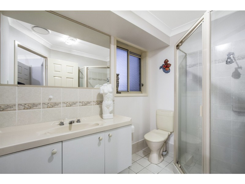 20 Old Farm Place, Ourimbah NSW 2258