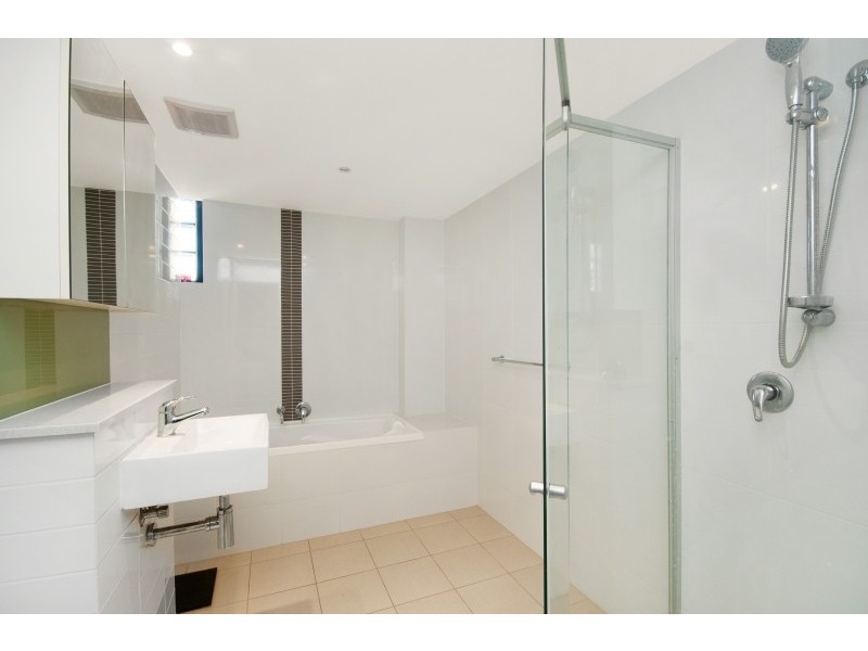 4/24 Watt Street, Gosford NSW 2250