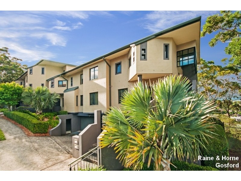 3/84 John Whiteway Drive, Gosford NSW 2250