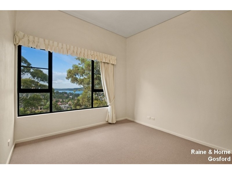 3/84 John Whiteway Drive, Gosford NSW 2250
