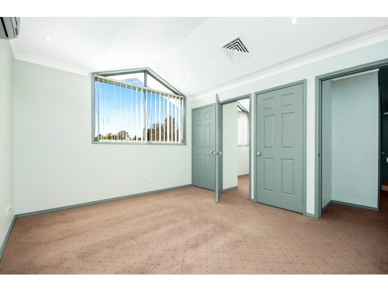 11 Northview Close, Niagara Park NSW 2250