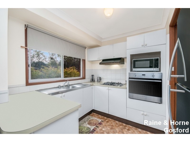 3 Childs Close, Green Point NSW 2251