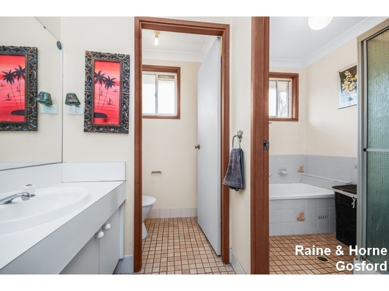 3 Childs Close, Green Point NSW 2251