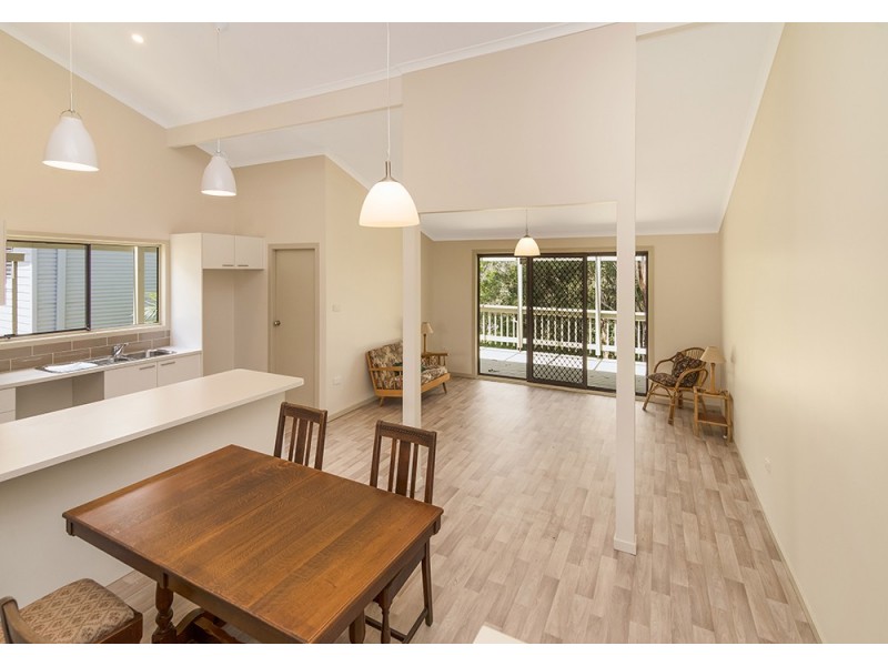 76 Berrys Head Road, Wyoming NSW 2250