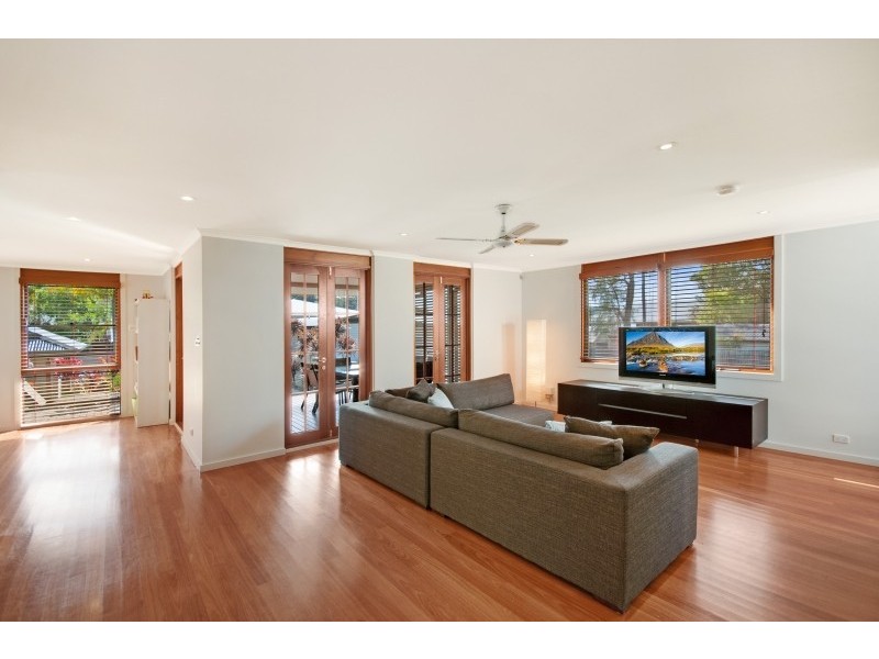 9a Taylor Street, Woy Woy Bay NSW 2256