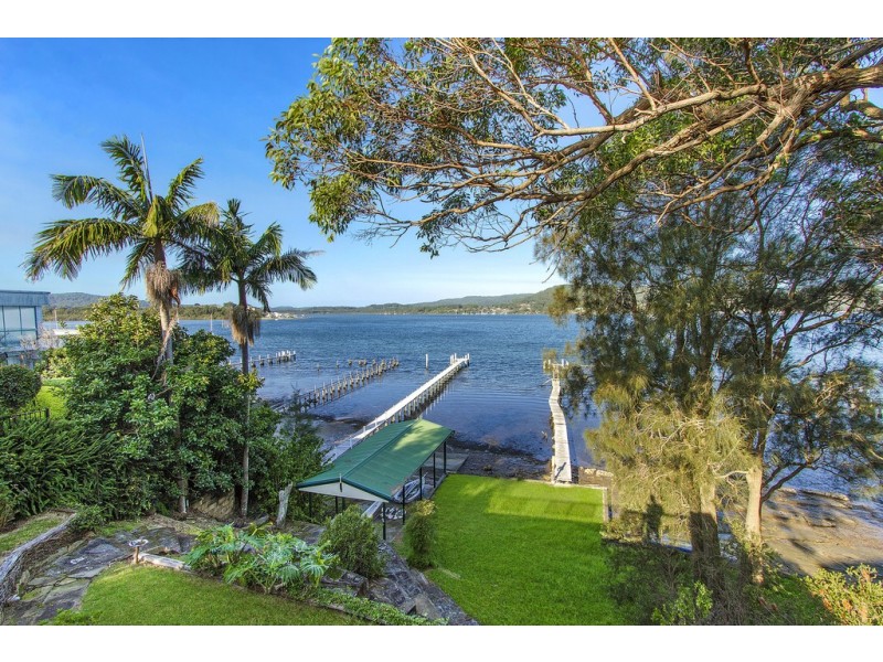 23 Albany Street, Point Frederick NSW 2250