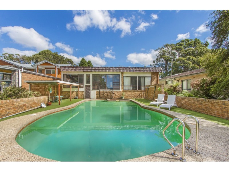 23 Albany Street, Point Frederick NSW 2250