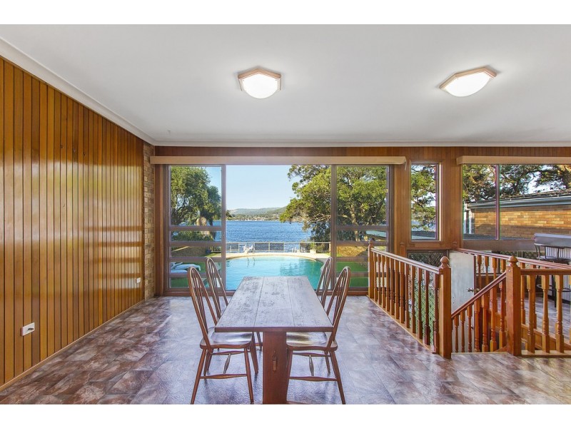 23 Albany Street, Point Frederick NSW 2250