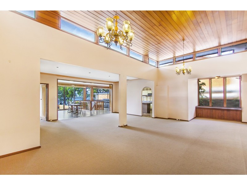 23 Albany Street, Point Frederick NSW 2250