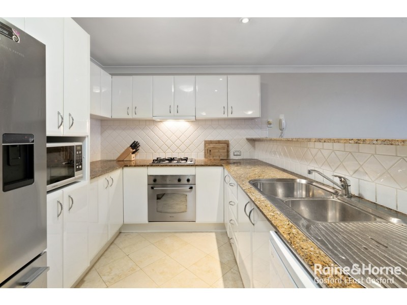 12/92 John Whiteway Drive, Gosford NSW 2250