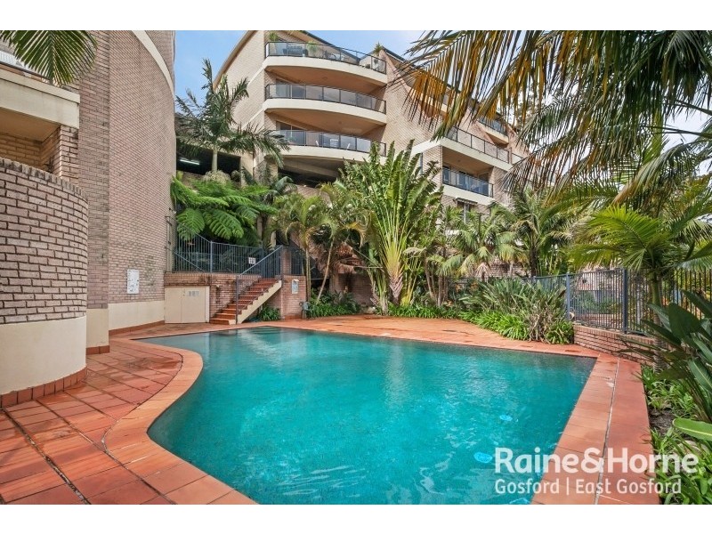 12/92 John Whiteway Drive, Gosford NSW 2250