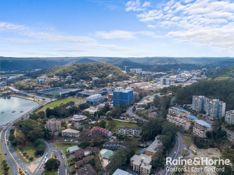 12/92 John Whiteway Drive, Gosford NSW 2250