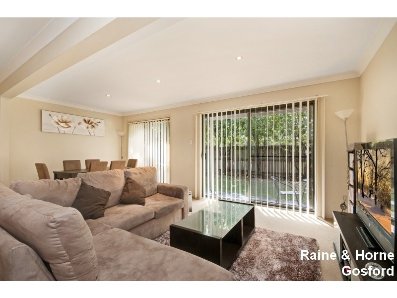 7/297a Henry Parry Drive, Wyoming NSW 2250