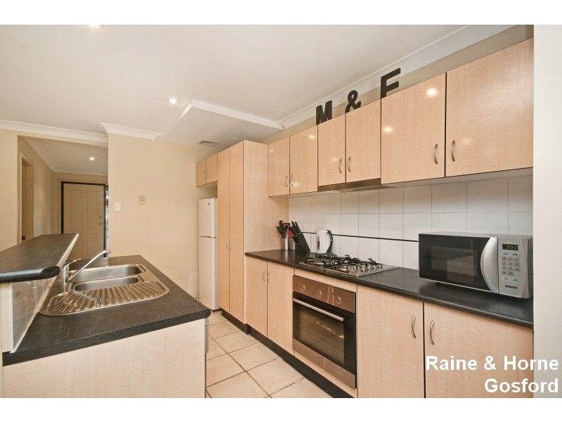 7/297a Henry Parry Drive, Wyoming NSW 2250