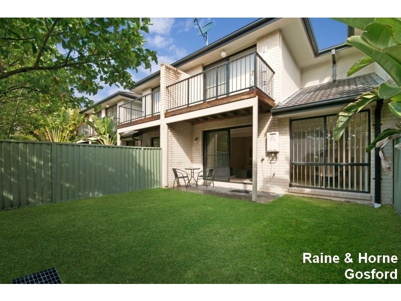 7/297a Henry Parry Drive, Wyoming NSW 2250