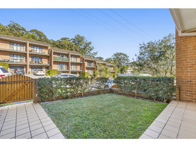 2/163 Gertrude Street, Gosford NSW 2250