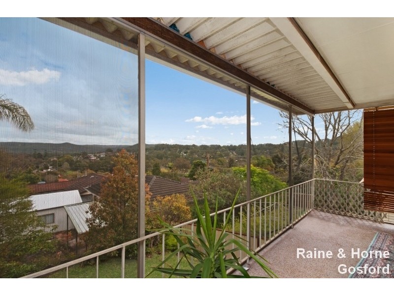 15 Maple Street, Wyoming NSW 2250