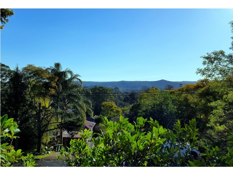 17 Orange Parade, Wyoming NSW 2250