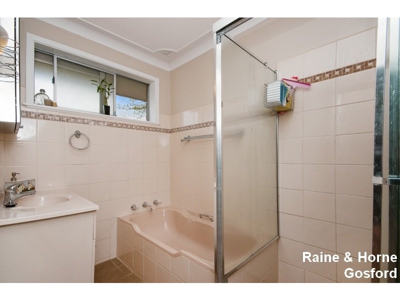 3 Sunland Place, Wyoming NSW 2250