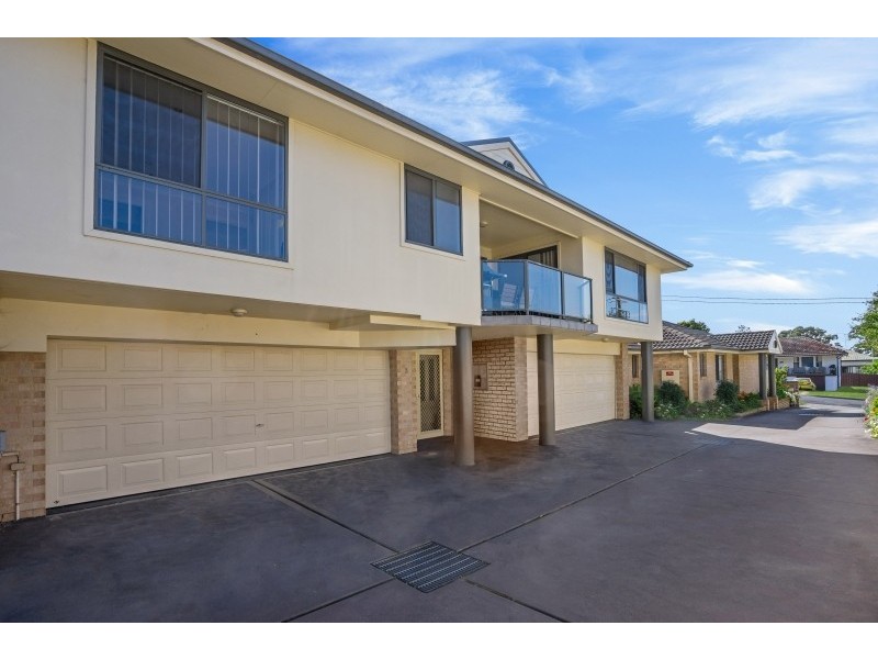 2/2 White Street, East Gosford NSW 2250