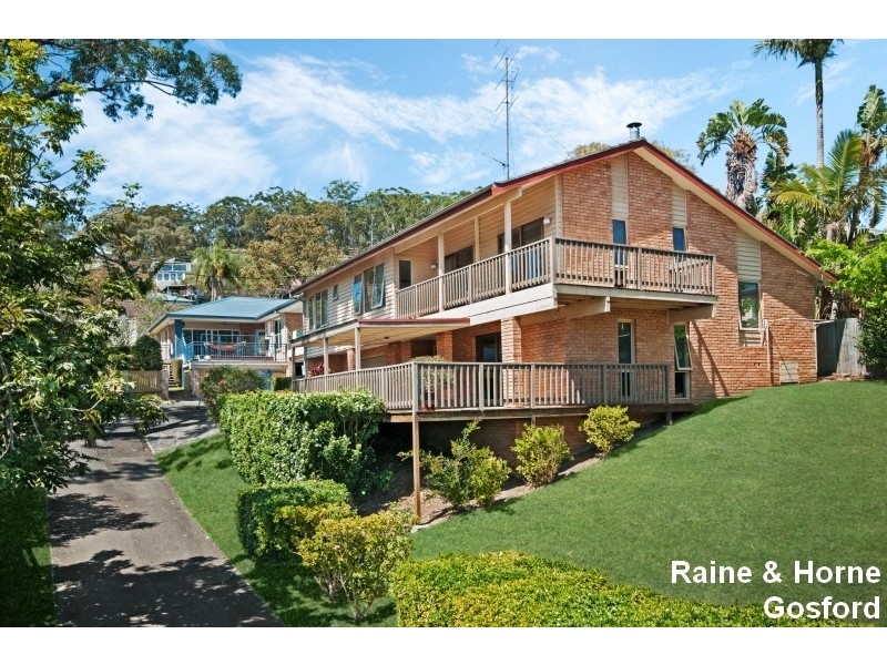297b Avoca Drive, Green Point NSW 2251