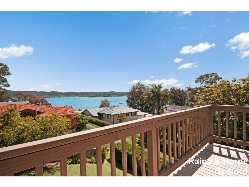 297b Avoca Drive, Green Point NSW 2251
