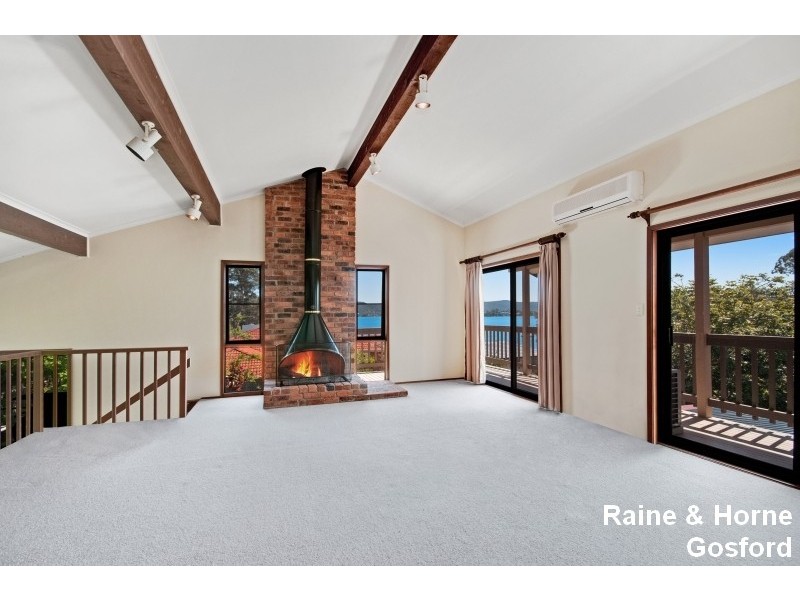 297b Avoca Drive, Green Point NSW 2251