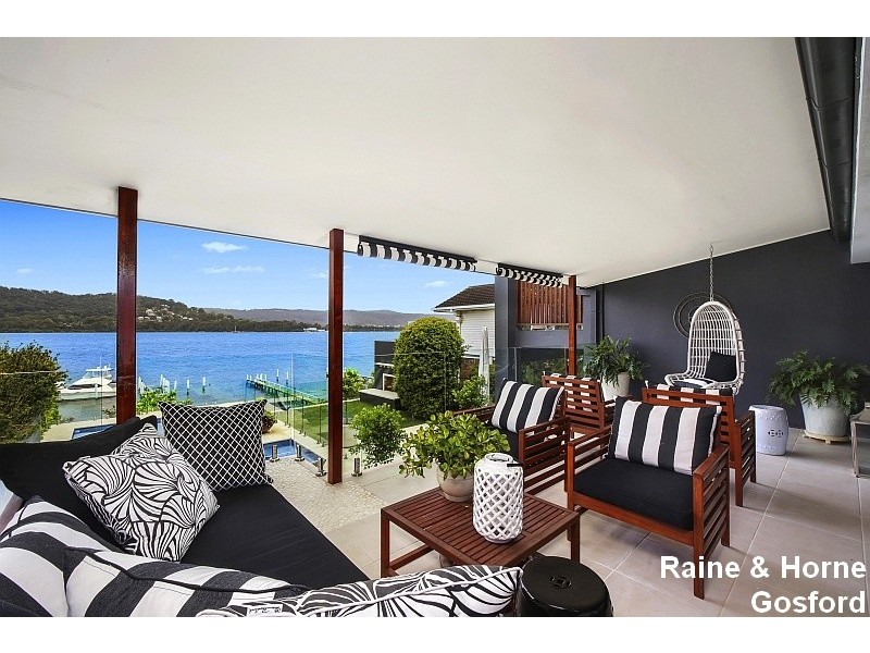 8 Eulalia Avenue, Point Frederick NSW 2250