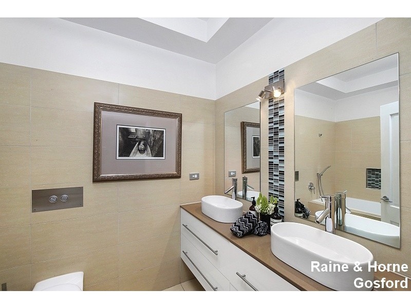 8 Eulalia Avenue, Point Frederick NSW 2250