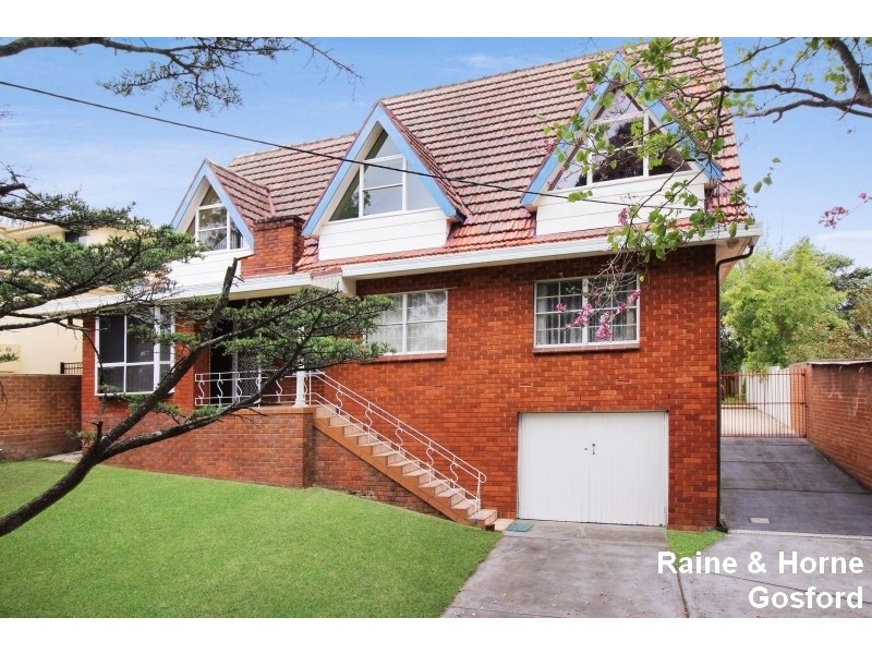 1 Crawford Street, Point Frederick NSW 2250