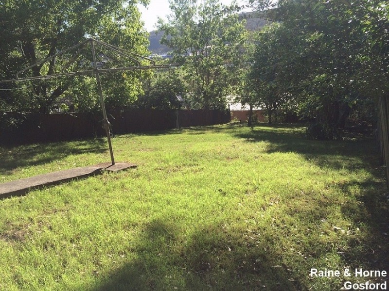 48 Hely Street, West Gosford NSW 2250