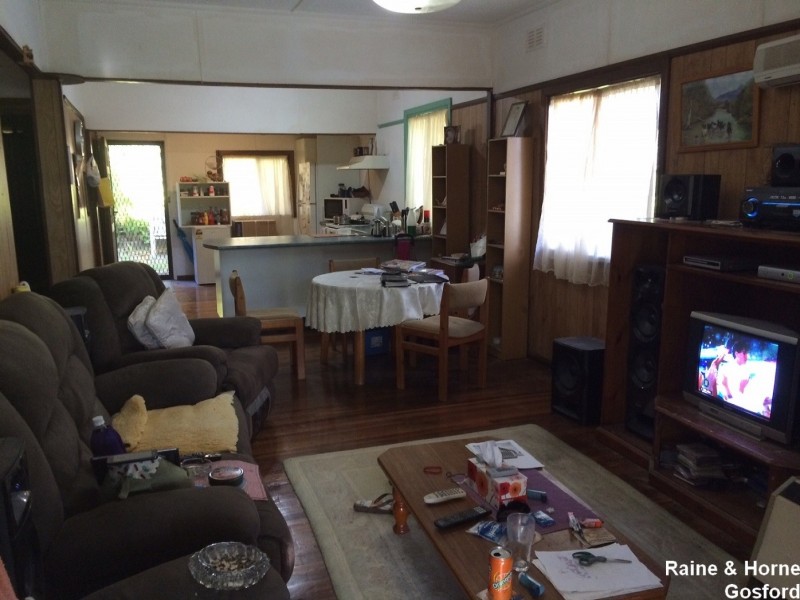 48 Hely Street, West Gosford NSW 2250