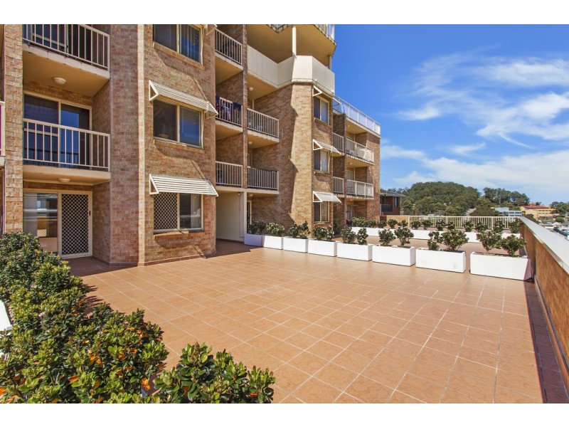 2/145 Faunce Street, Gosford NSW 2250