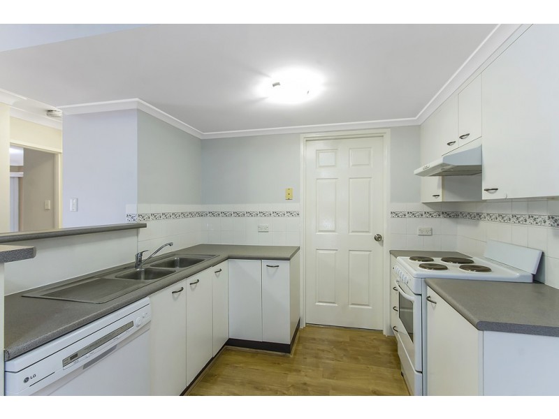 2/145 Faunce Street, Gosford NSW 2250