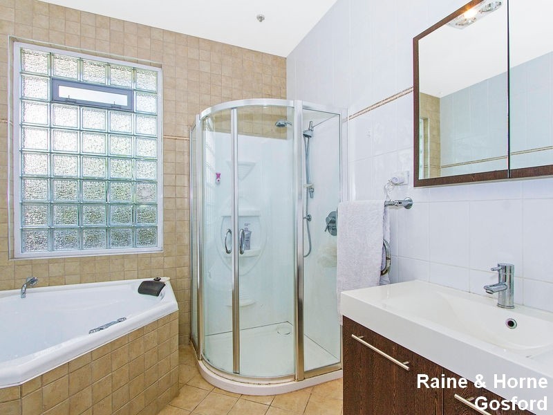 154 Wells Street, Springfield NSW 2250