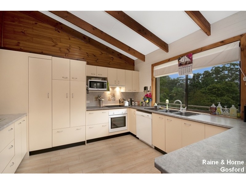 7 Nalkari Avenue, Wyoming NSW 2250